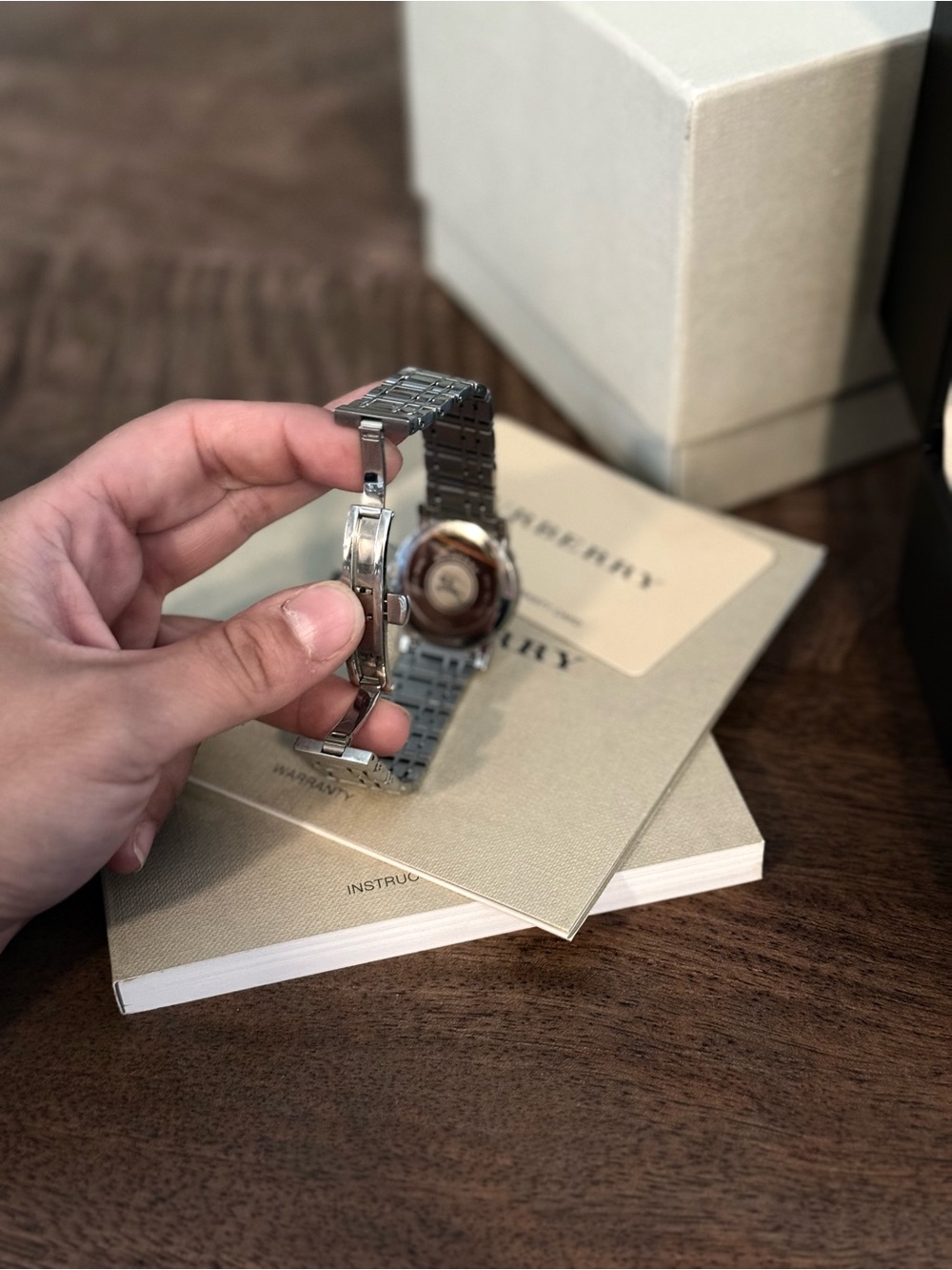 Burberry Black and White Watch Box Set - Picture 2 of 5